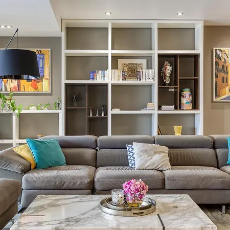 Elegant, Spacious Lux With Mesmerising Views By 360 Estates Διαμέρισμα *
