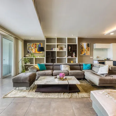 Elegant, Spacious Lux With Mesmerising Views By 360 Estates * Ta Xbiex
