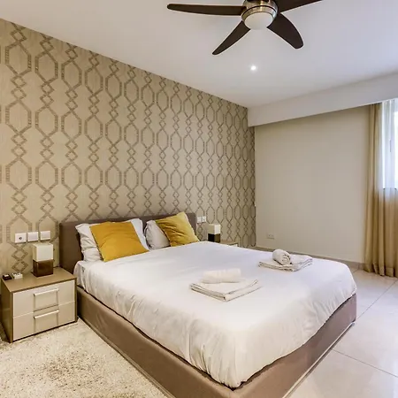 Elegant, Spacious Lux With Mesmerising Views By 360 Estates Διαμέρισμα *