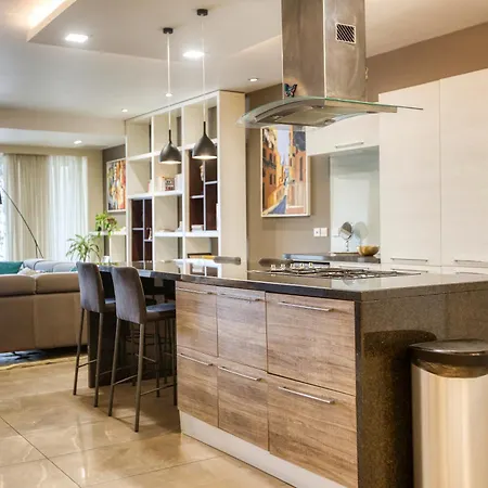 Διαμέρισμα Elegant, Spacious Lux With Mesmerising Views By 360 Estates