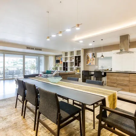 Elegant, Spacious Lux With Mesmerising Views By 360 Estates * Ta Xbiex
