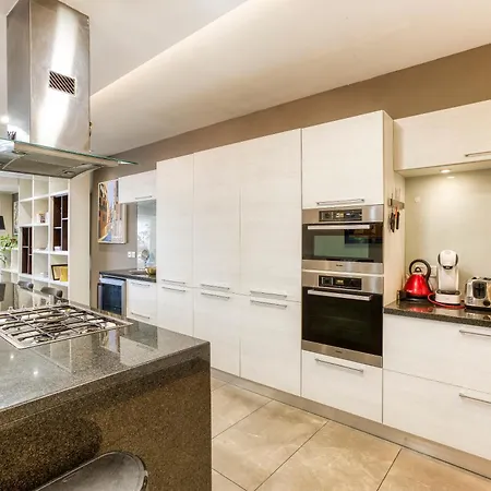 Elegant, Spacious Lux With Mesmerising Views By 360 Estates * Ta Xbiex