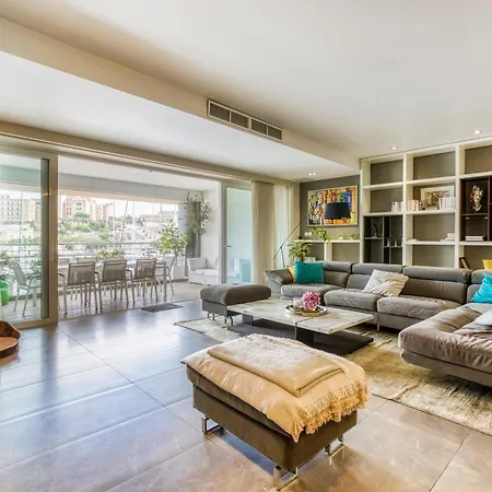 Διαμέρισμα Elegant, Spacious Lux With Mesmerising Views By 360 Estates Ta Xbiex