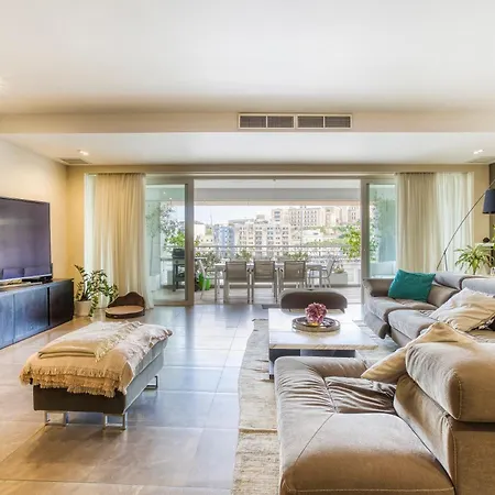 Elegant, Spacious Lux With Mesmerising Views By 360 Estates Apartman Ta Xbiex
