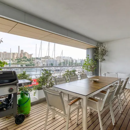 Elegant, Spacious Lux With Mesmerising Views By 360 Estates